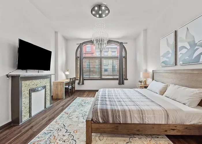 Luxury And Stylish 2bedroom On Carson, South Flats, Apartment *