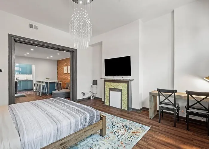 Luxury And Stylish 2bedroom On Carson, South Flats, Apartment Pittsburgh